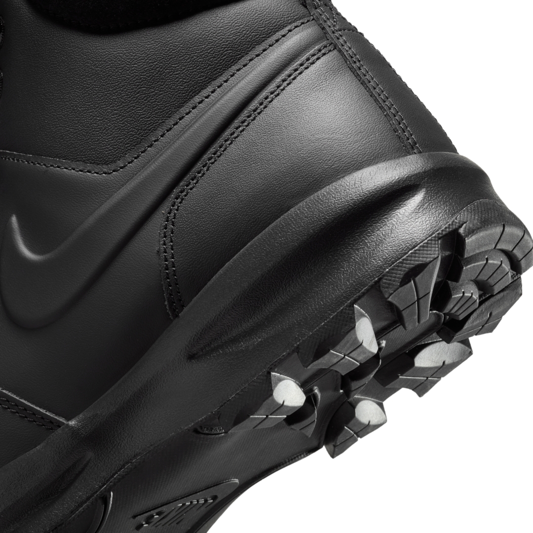 【2025年 発売】NIKE MANOA LEATHER “Triple Black” (ナイキ マノア レザー “トリプルブラック”) [HF7095-001]
