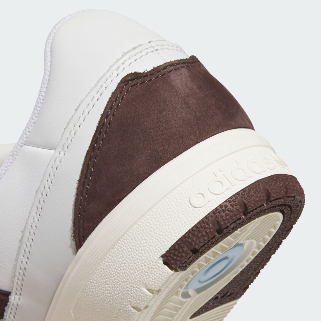 【2025年 9/8 発売】Zach × adidas Originals TYSHAWN II “Crystal White/Shadow Brown” (ザック・サラセノ アディダス オリジナルス タイショーン 2) [JQ1620]