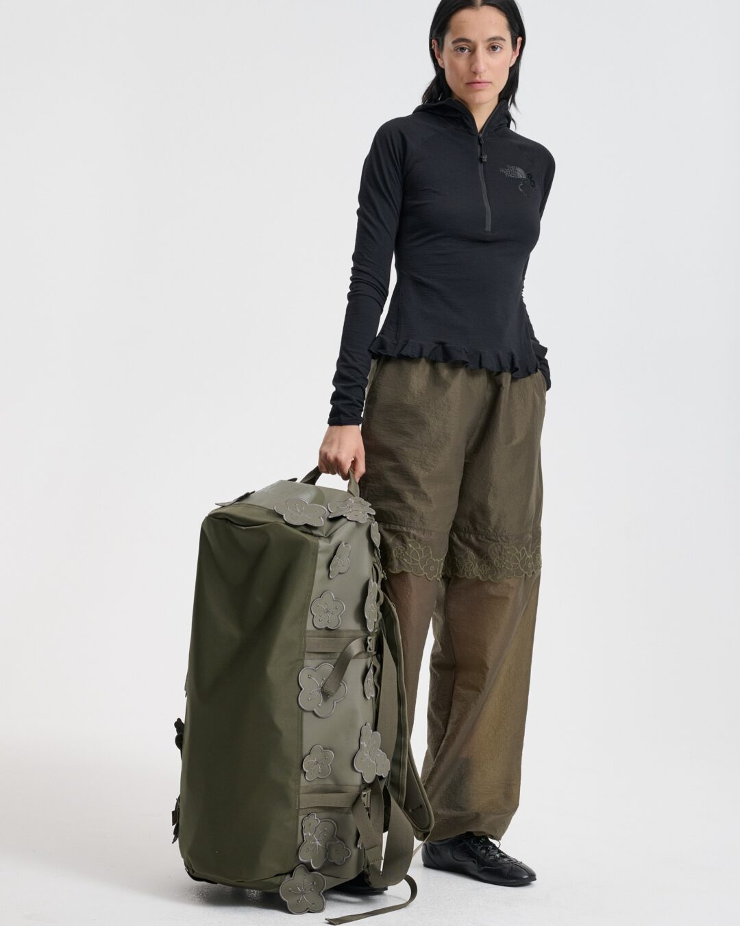 “ニュートープグリーン”カラーに再解釈されたTHE NORTH FACE × Cecilie Bahnsen アクセサリーコレクションが2025年 9/12 発売 (ザ・ノース・フェイス セシリー バンセン)