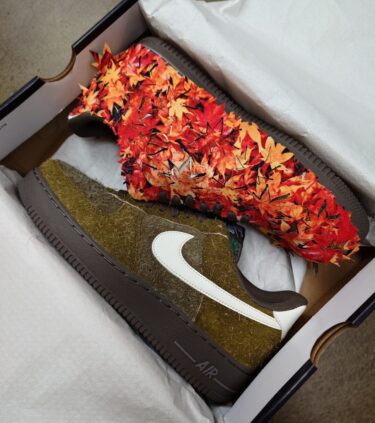 【国内 NIKE & atmos 限定】NIKE AIR FORCE 1 07 LOW LX “紅葉/Autumn Leaves” (ナイキ エア フォース 1 ロー)