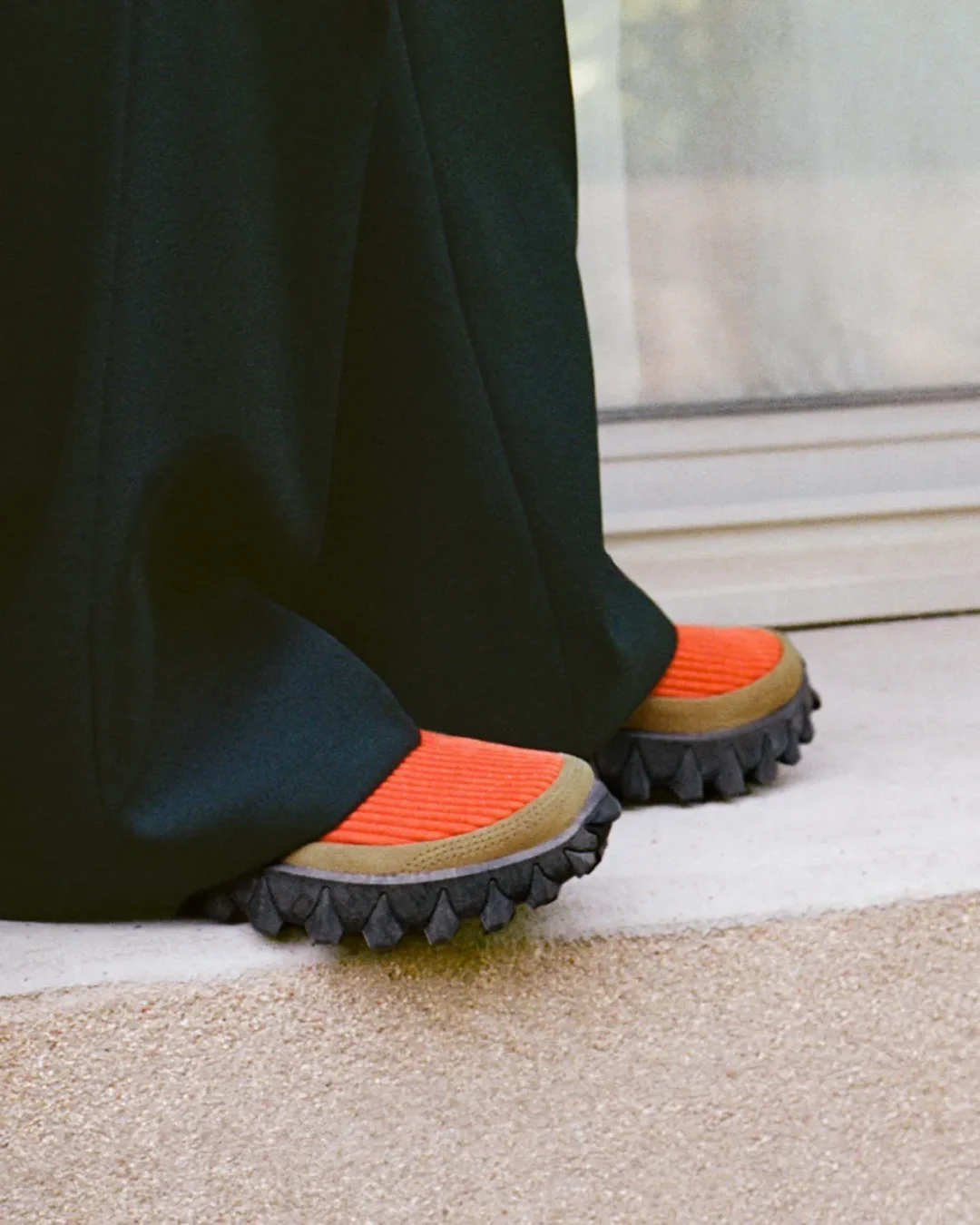 【2025年 10/3 発売】Salomon SNOWCLOG CORDUROY (サロモン スノークロッグ コーデュロイ) [L47794600/L47870100/L47869900]