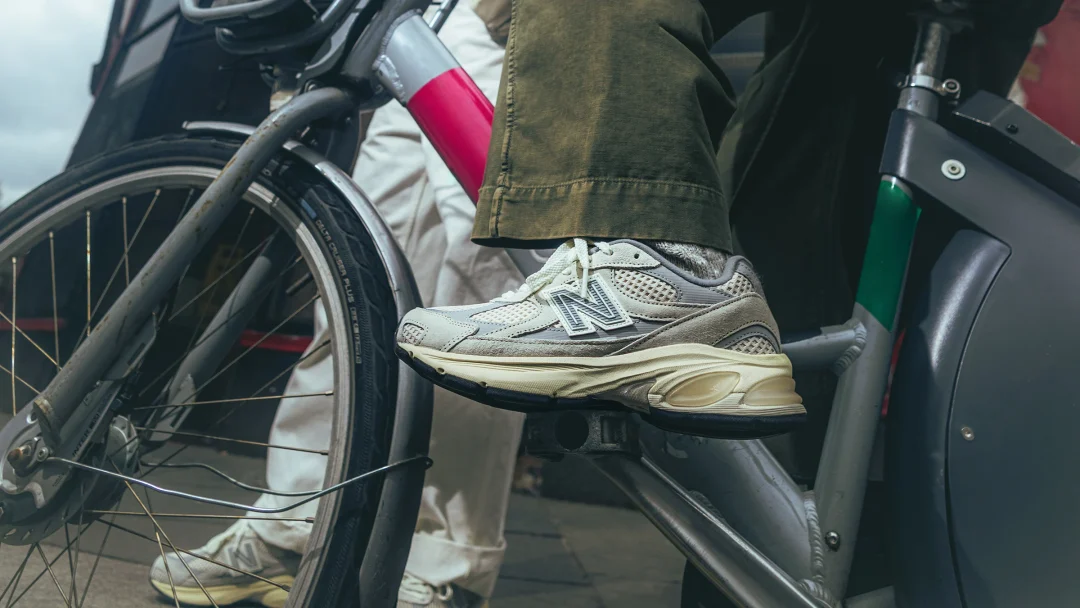 【2025年 9/12 発売】Presented by END New Balance U2010 SNB “Moonbeam” (ニューバランス) [U2010SNB]