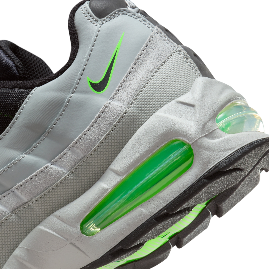 【2025年末 発売予定】NIKE AIR MAX 95 “Light Smoke Grey/Green Strike” (ナイキ エア マックス 95 “グレー/グリーン”) [IH1228-002]