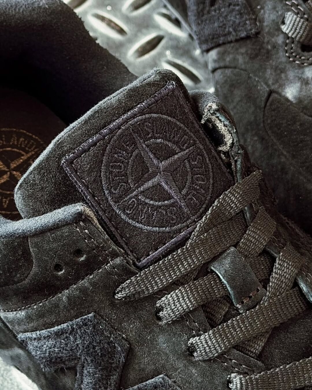 【2025年 9/23 発売】Stone Island x New Balance 2025 FW 574 LEGACY Ghost (ストーンアイランド ニューバランス 2025年 秋冬)