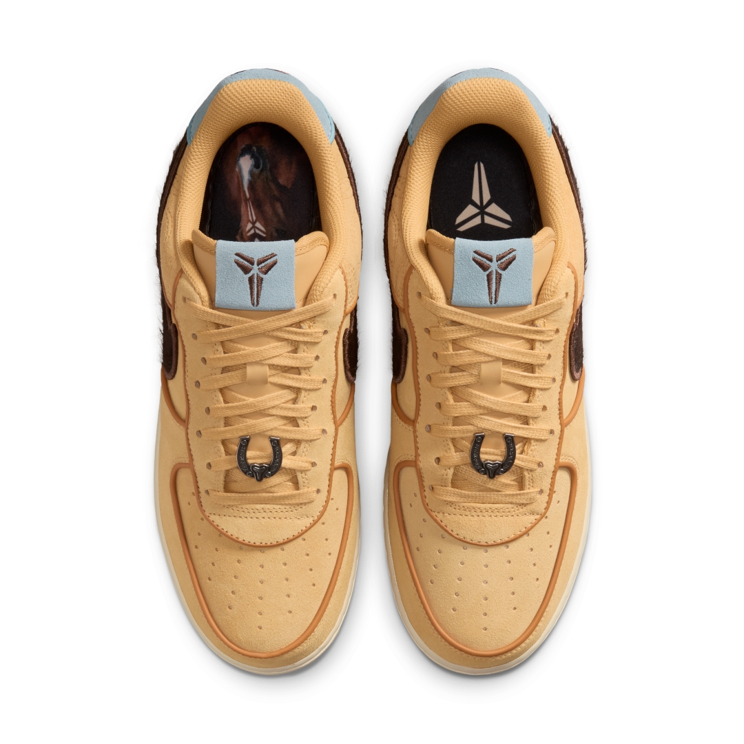 【2026年 4/24 発売予定】Kobe Bryant × NIKE AIR FORCE 1 LOW QS “Siempre Hermanos” (コービー・ブライアント ナイキ エア フォース 1 ロー “シエンプレ・エルマノス”) [IM0582-700]