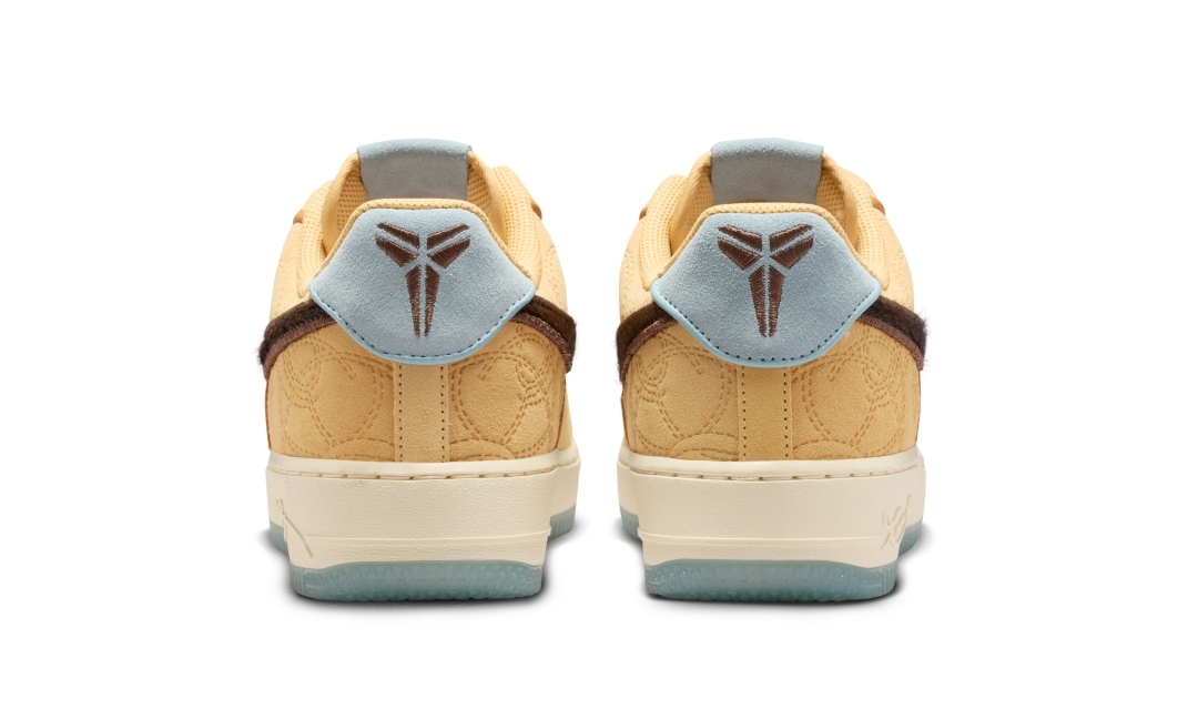 【2026年 4/24 発売予定】Kobe Bryant × NIKE AIR FORCE 1 LOW QS “Siempre Hermanos” (コービー・ブライアント ナイキ エア フォース 1 ロー “シエンプレ・エルマノス”) [IM0582-700]