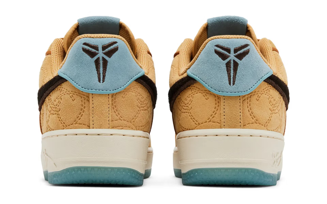 【2026年 7/25 発売予定】Kobe Bryant × NIKE AIR FORCE 1 LOW QS “Siempre Hermanos” (コービー・ブライアント ナイキ エア フォース 1 ロー “シエンプレ・エルマノス”) [IM0582-700]