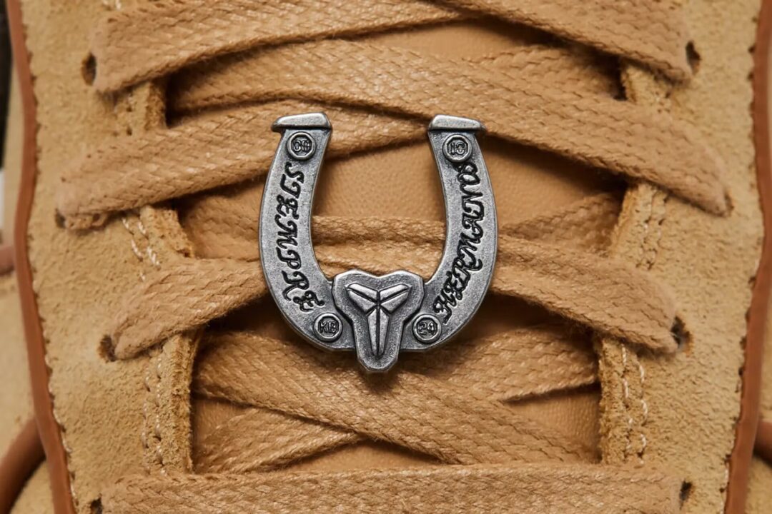 【2026年 7/25 発売予定】Kobe Bryant × NIKE AIR FORCE 1 LOW QS “Siempre Hermanos” (コービー・ブライアント ナイキ エア フォース 1 ロー “シエンプレ・エルマノス”) [IM0582-700]