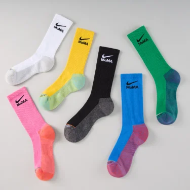 NIKE × MoMA カラフルなEveryday Socksが海外で発売 (ナイキ モマ)