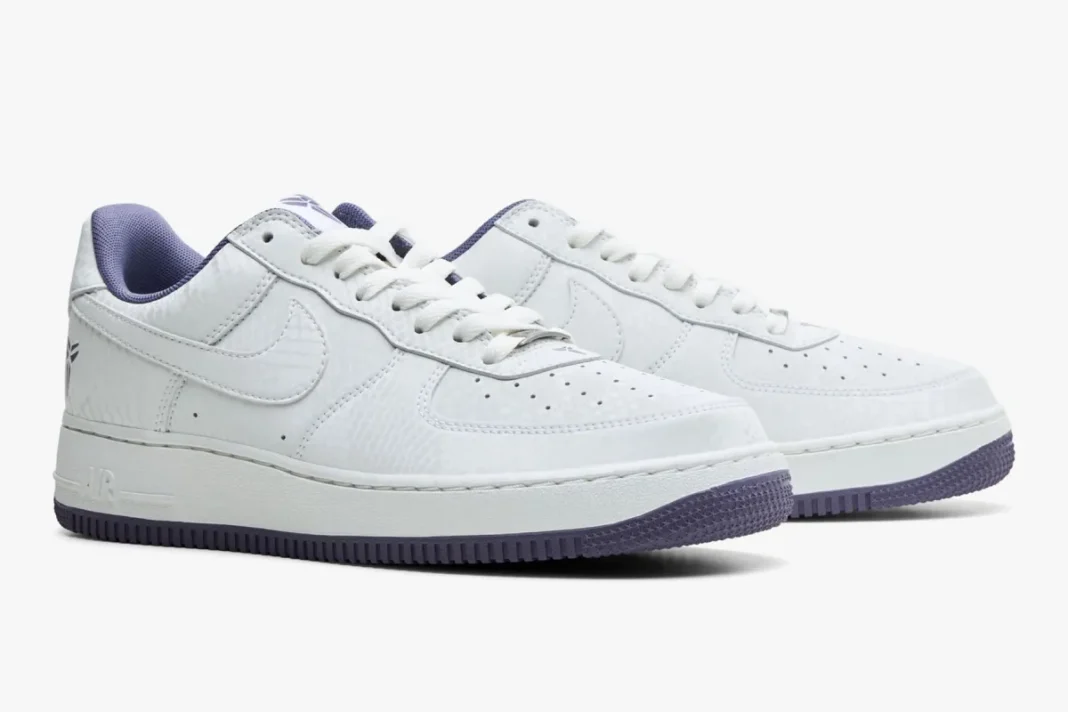 【2026年 5/15 発売予定】Kobe Bryant × NIKE AIR FORCE 1 LOW QS “Summit White/Daybreak” (コービー・ブライアント ナイキ エア フォース 1 ロー “サミットホワイト/デイブレイク”) [IB0018-102]