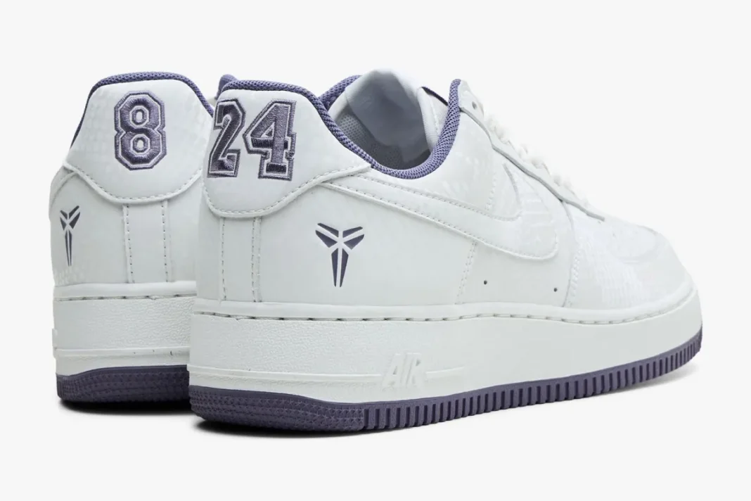 【2026年 5/15 発売予定】Kobe Bryant × NIKE AIR FORCE 1 LOW QS “Summit White/Daybreak” (コービー・ブライアント ナイキ エア フォース 1 ロー “サミットホワイト/デイブレイク”) [IB0018-102]