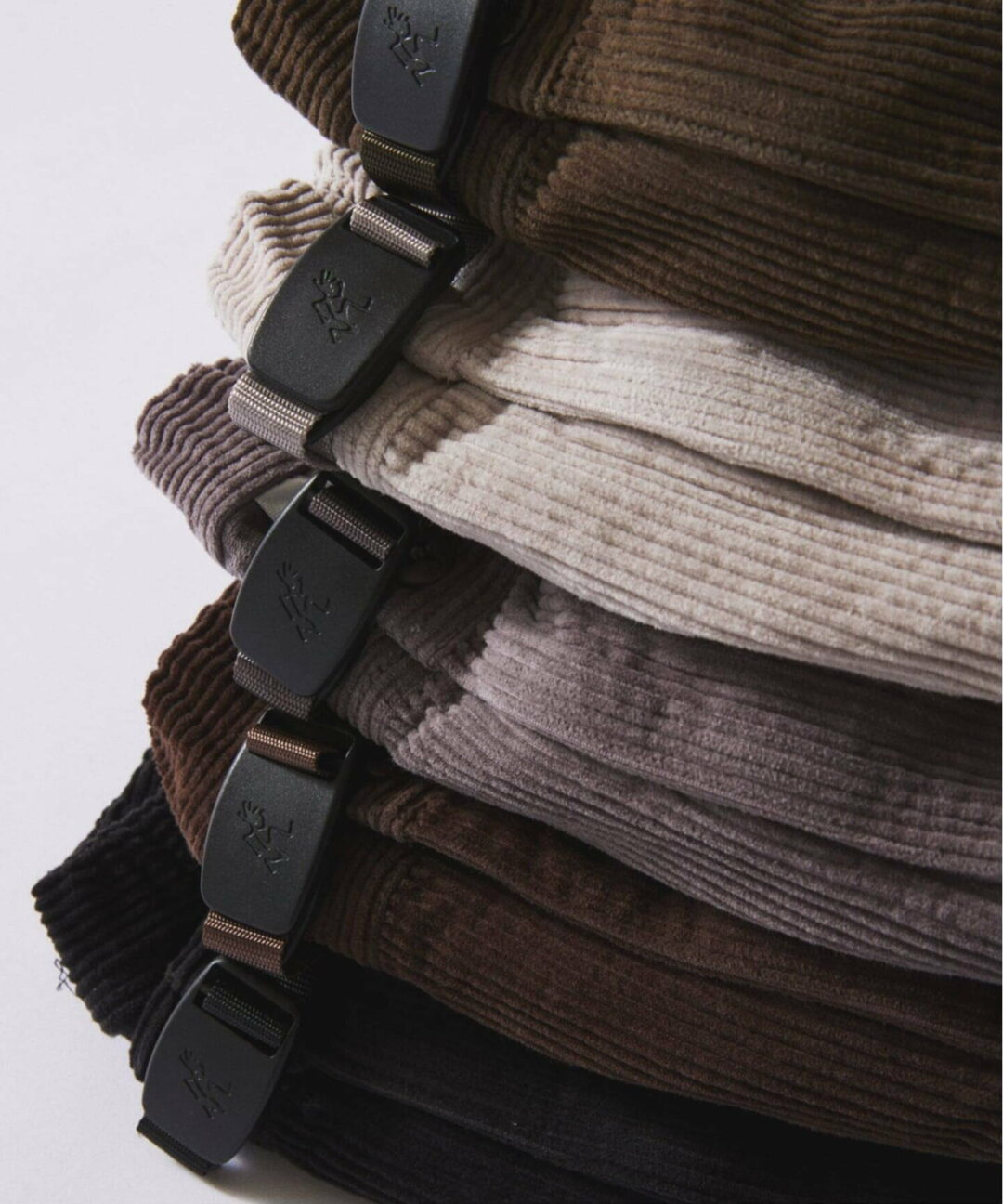 JOURNAL STANDARD relume × Gramicci 2025 FW 別注 “コーデュロイ リラックスド プリーツ パンツ”が2025年 11月初旬 発売 (ジャーナルスタンダード グラミチ)