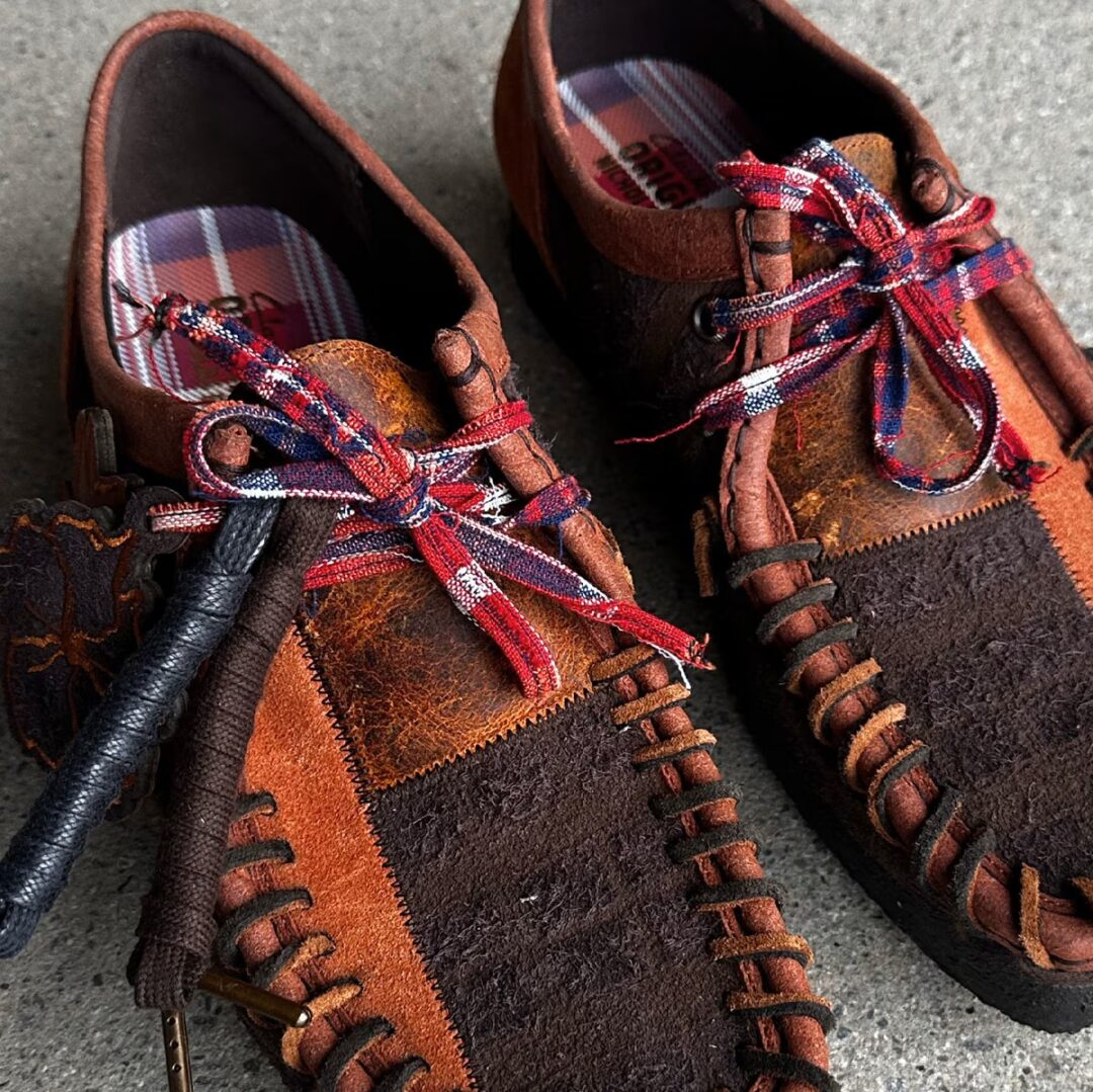 UNION TOKYO EXCLUSIVE / Clarks Originls × Nicholas Daley Wallabee “Brown Combi”が2025年 10/4 発売 (ユニオン トウキョウ クラークス オリジナルズ ニコラス・デイリー ワラビー)