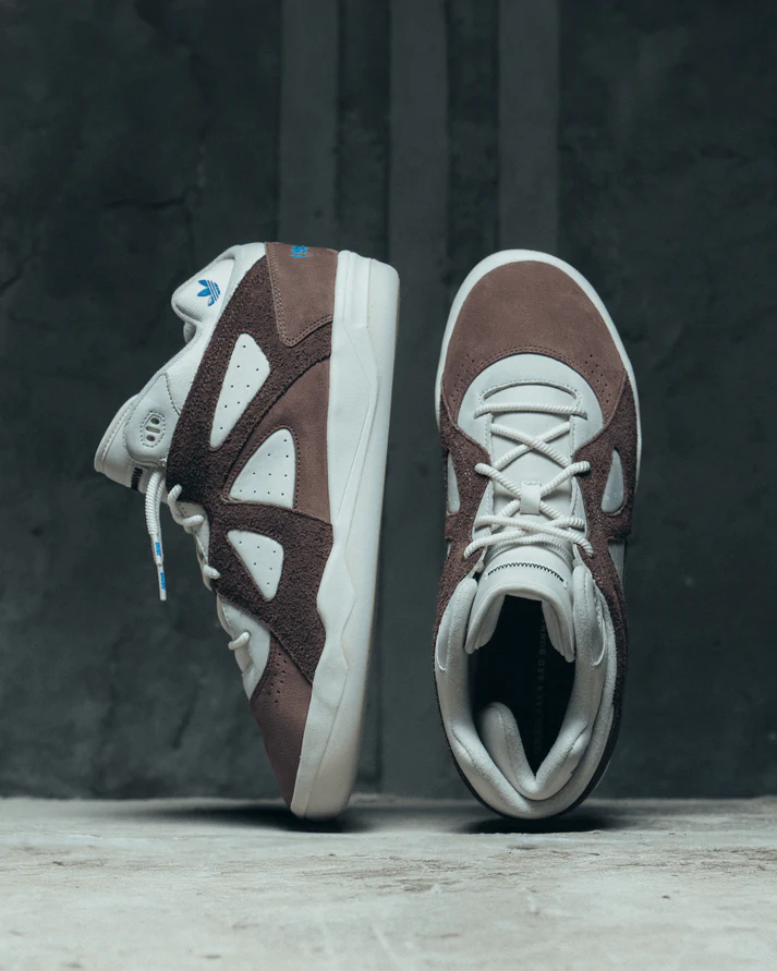 【2026年 2月 発売予定】BAD BUNNY × adidas Originals BadBo 1.0 “Resilience” (バッドバニー アディダス オリジナルス) [KJ1468/JS1469/JS3886]