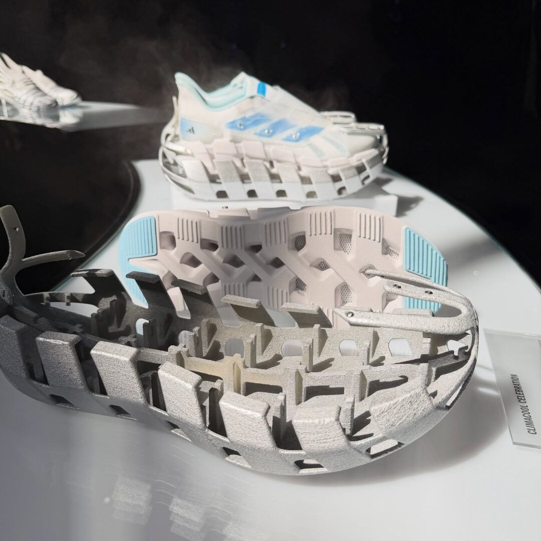 「”POWER OF THREE” at Shanghai Fashion Week」にてCLOT × adidas 最新コラボが公開 (クロット アディダス オリジナルス パワー オブ スリー 上海ファッションウィーク)
