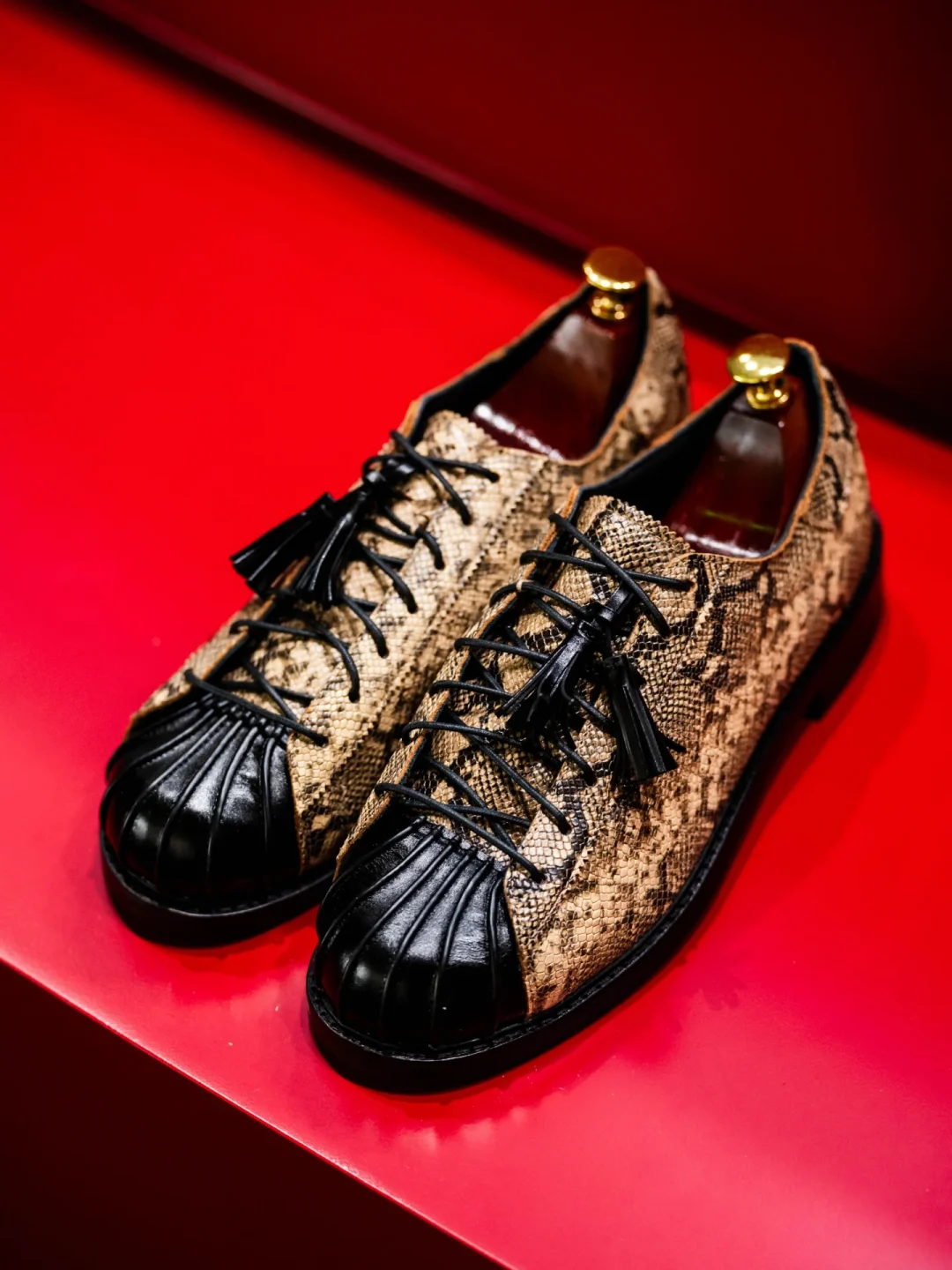 「”POWER OF THREE” at Shanghai Fashion Week」にてCLOT × adidas 最新コラボが公開 (クロット アディダス オリジナルス パワー オブ スリー 上海ファッションウィーク)