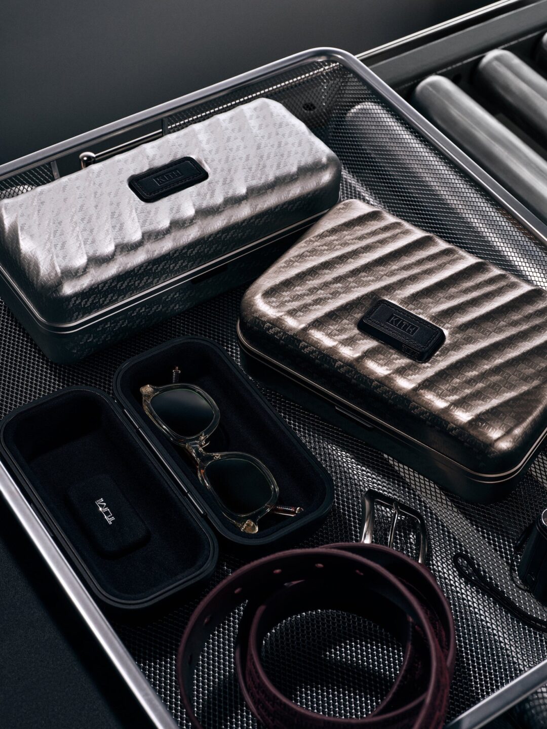 【Kith for TUMI 50th Anniversary】MONDAY PROGRAMが2025年 10/20 発売 (キス トゥミ マンデー プログラム)