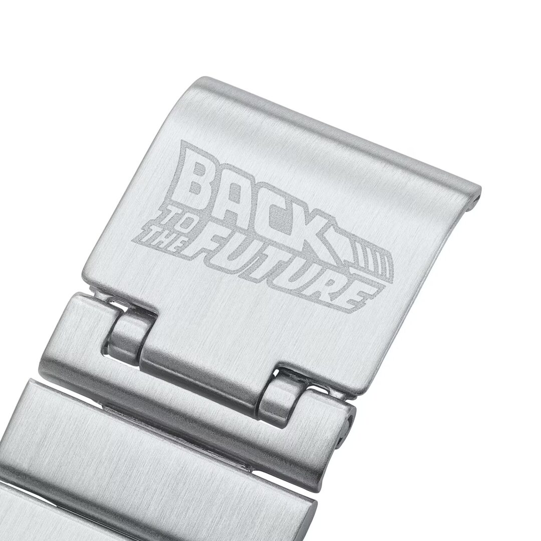 「バック・トゥ・ザ・フューチャー」× CASIO コラボレーションモデル「CA-500WEBF-1AJR」が2025年 10/21 発売 (Back to the Future カシオ)