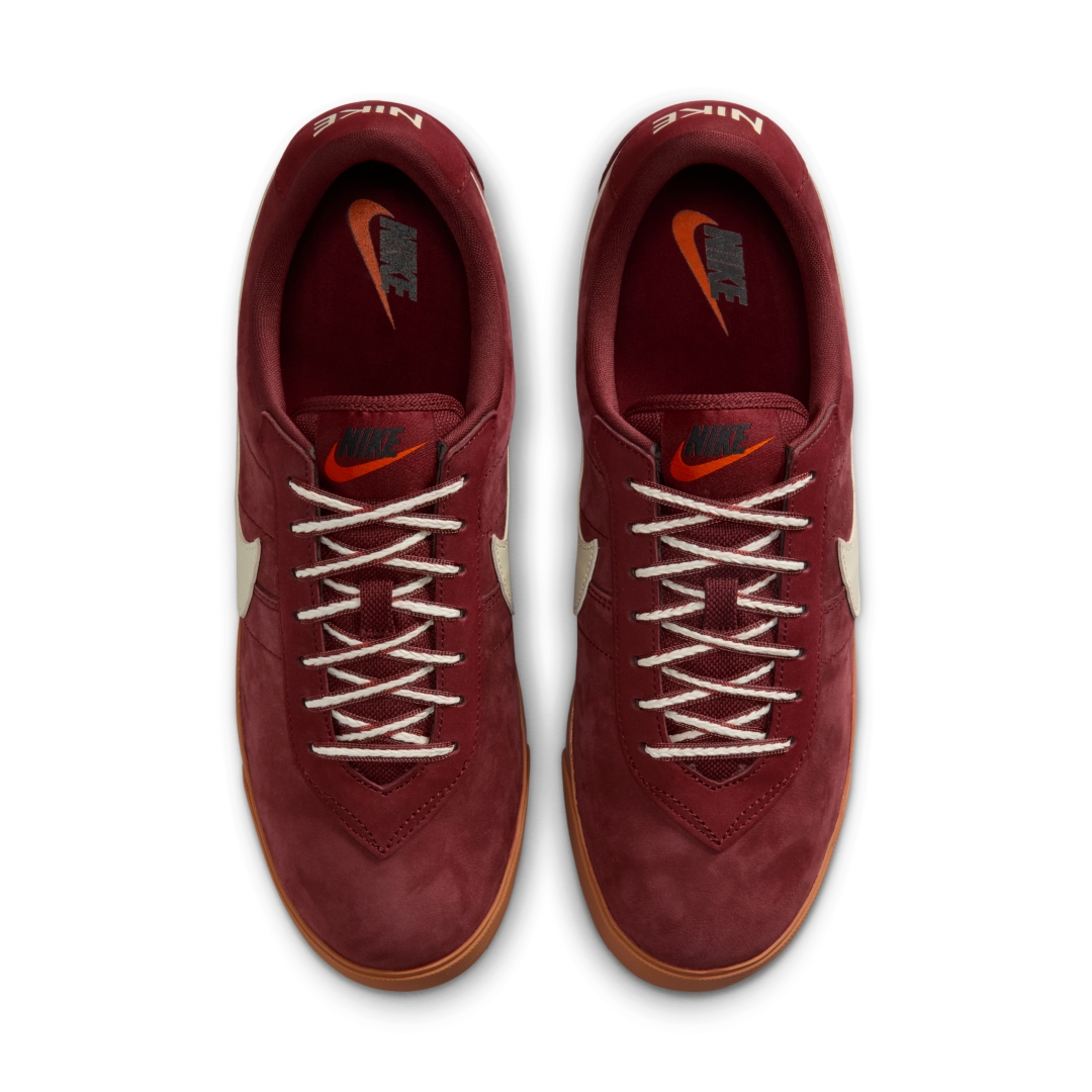【2025年 11/7 発売】NIKE ASTRO GRABBER “Coconut Milk & Dark Team Red” (ナイキ アストログラバー) [IH2341-100/IH2341-600]