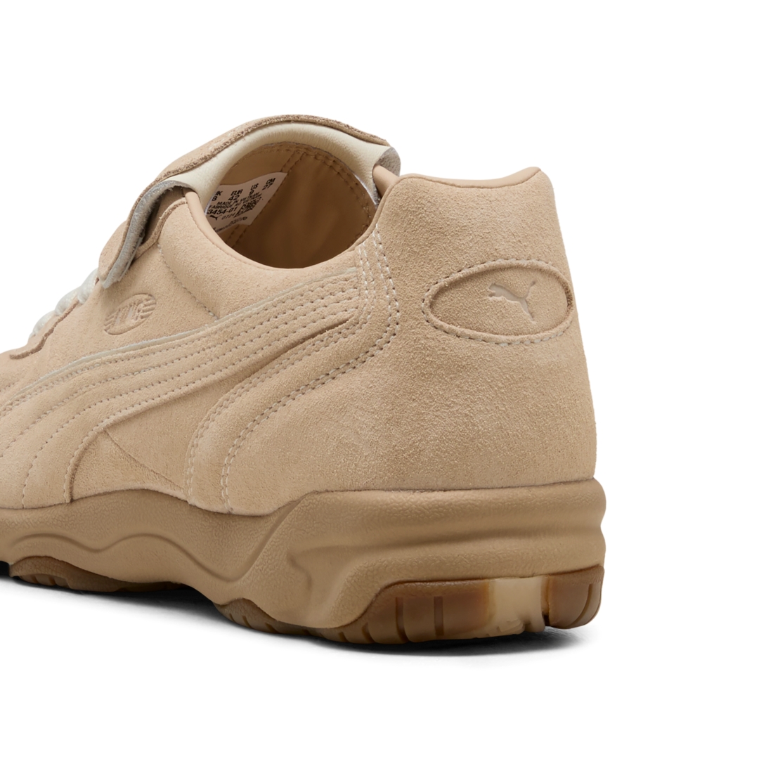 【2025年 10/11 発売】Represent × PUMA KING INDOOR “Light Sand/Frosted Ivory” (リプレゼント プーマ キングインドア) [403454-01]