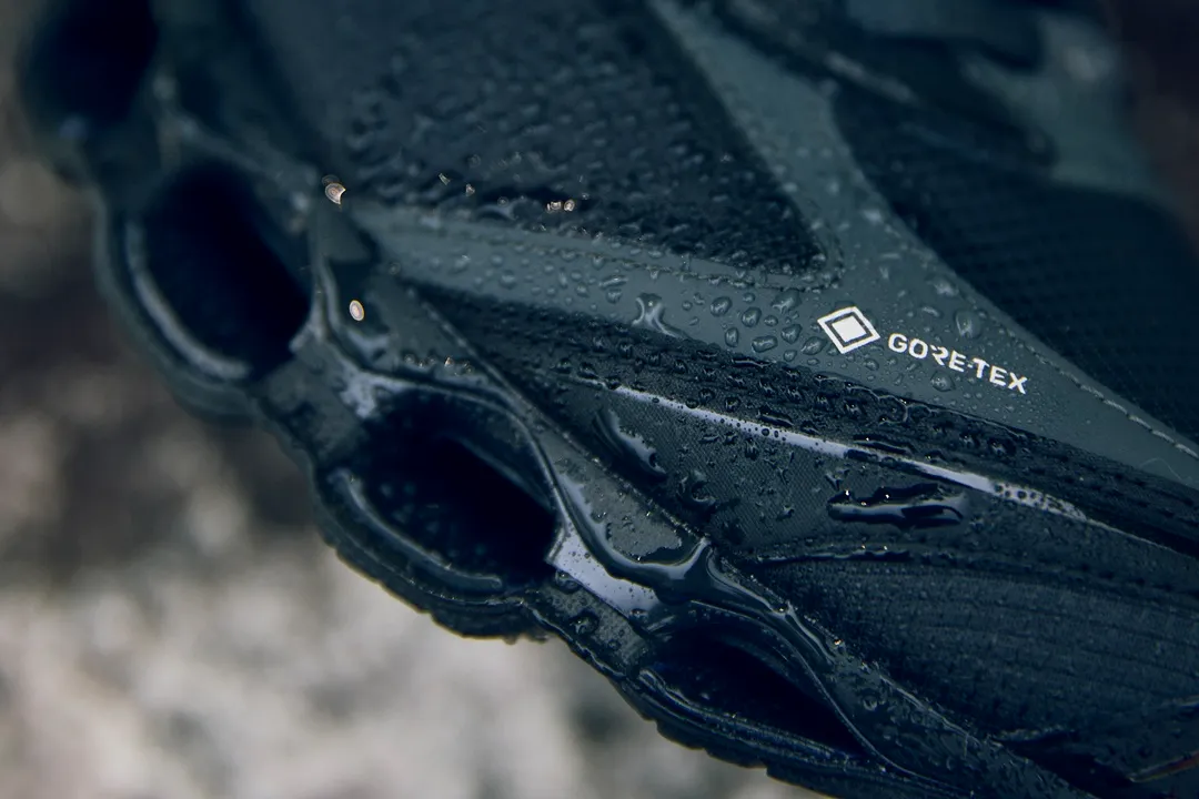 【2025年 10/24 発売】Mizuno WAVE PROPHECY LS GTX GORE-TEX “Black” (ミズノ ウェーブ プロフェシー ゴアテックス) [D1GA2560-01]