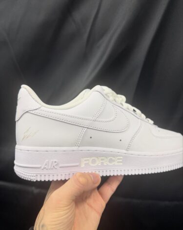 FORCE Festival 2025 x FRAGMENT × NIKE AIR FORCE 1 LOW “Triple Whtie” (フォースフェスティバル フラグメント ナイキ エア フォース 1 ロー “トリプルホワイト”)