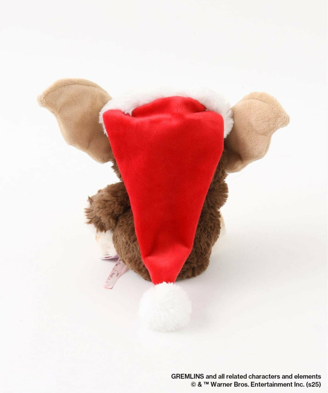 サンタの格好をしたグレムリン ギズモ ヌイグルミ “GREMLINS × NICI × JSF SANTA GIZMO DOLL with Pillow and 3D Glasses”が2025年 11月中旬 発売 (ニキ)