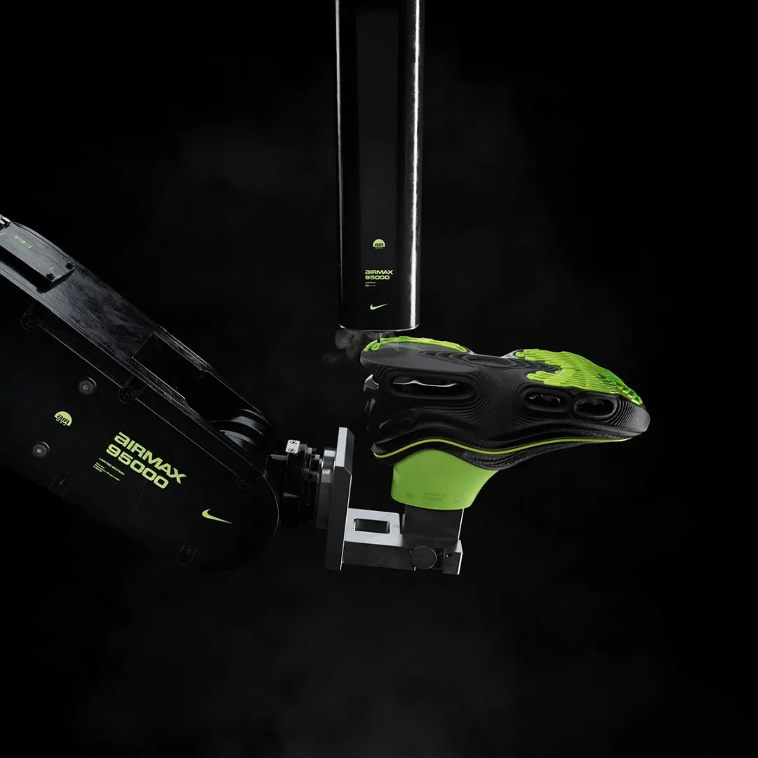 【2025年 11/28 発売予定】NIKE AIR MAX 95000 “Black/Volt” (ナイキ エア マックス “ブラック/ボルト”) [IR1113-001]