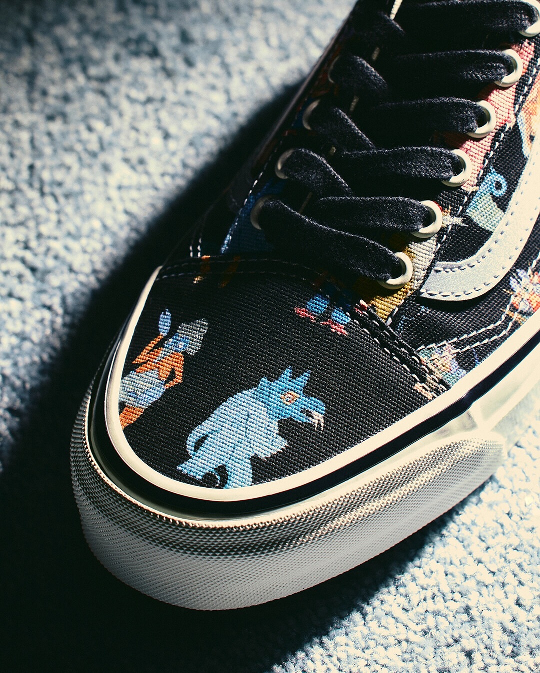 【2025年 10/31 発売】UNDERCOVER x VANS OLD SKOOL “Monster” & ERA “Dog” (アンダーカバー バンズ オールドスクール エラ) [VN000VANOFW1/VN000VANBLA1/VN000EE8W001/VN000EE8CJG1]