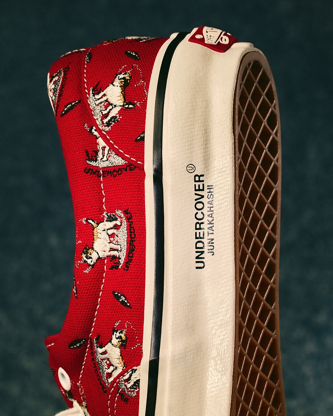 【2025年 10/31 発売】UNDERCOVER x VANS OLD SKOOL “Monster” & ERA “Dog” (アンダーカバー バンズ オールドスクール エラ) [VN000VANOFW1/VN000VANBLA1/VN000EE8W001/VN000EE8CJG1]