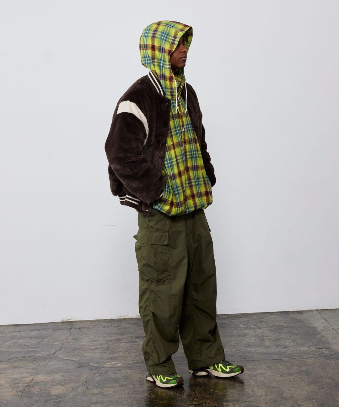 BEAMS 2025 FW “ワイドフィット フェイクファー バーシティ ジャケット”が発売 (ビームス)