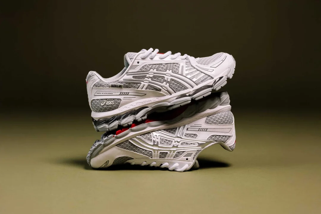 【2025年 10/24 & 10/27 発売】UP THERE × ASICS GEL-KAYANO 12.1 "Natsukashii Pt 2" (アップゼア アシックス ゲルカヤノ) [1203A869.020]