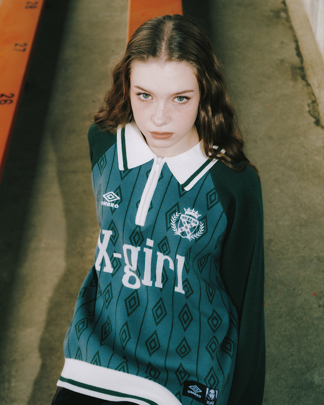 X-girl × UMBRO 2025 FW コラボコレクションが11/7 発売 (エックスガール アンブロ)