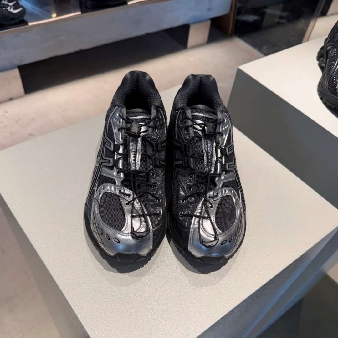 【2025年 11月初旬 発売予定】UNAFFECTED x ASICS GEL-NIMBUS 10.1 2025 FW (アンアフェクテッド アシックス ゲルニンバス)