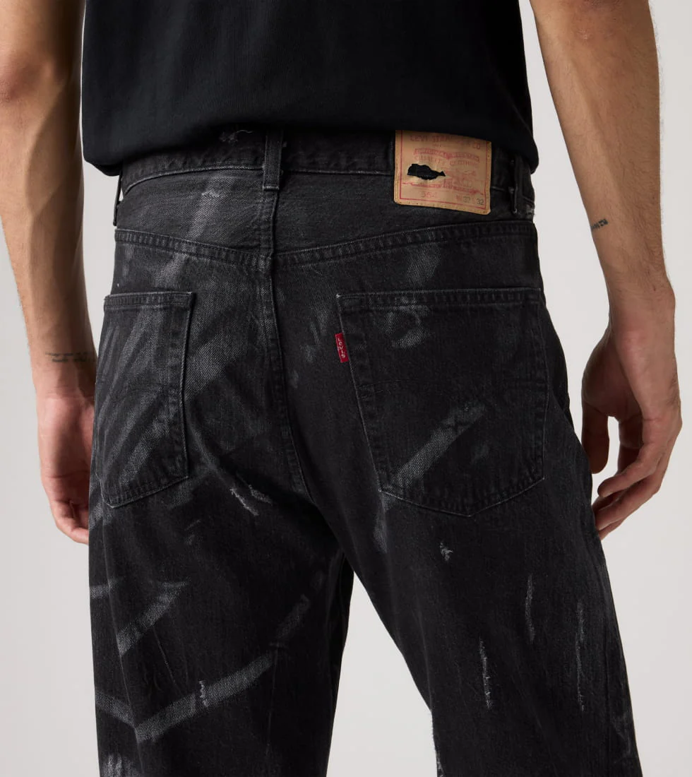 Levi’s Vintage Clothingからコレクションの中でも最も異例の物語を紡ぐ「4th & Marketジーンズ」が2025年 10/8 & 10/9 発売 (リーバイス ビンテージ クロッシング)