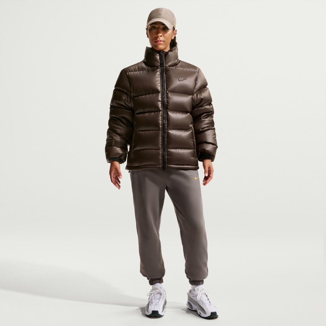 【2025年 11/14 発売】Drake NOCTA × NIKE 最新アパレルコレクション “Cardinal Stock Winter 2025” (ドレイク ノクタ ナイキ)