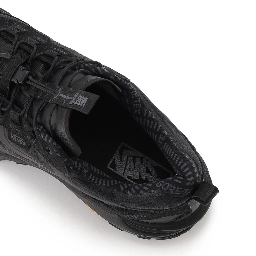 【2025年 10/23 発売】VANS MTE CROSSPATH XC GORE-TEX “Black Out” (バンズ クロスパス テックス) [VN000DAM1OJ]