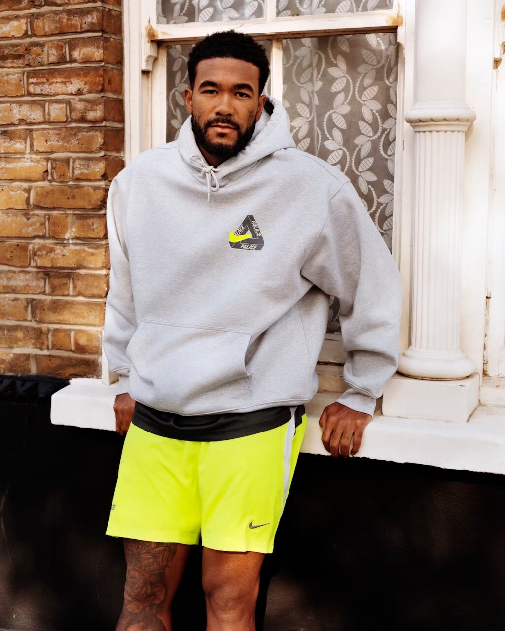 【2025年 11/1 発売】Palace Skateboards × Nike Football TOTAL 90 (パレス スケートボード ナイキ フットボール トータル) [IM1381-100]