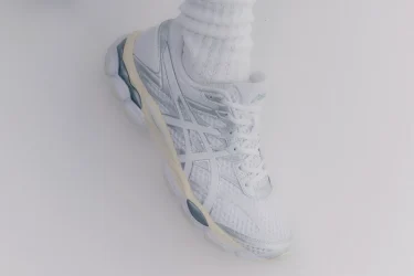 【2025年 10/23 発売】ASICS GEL-CUMULUS 16 “White/White” (アシックス ゲルキュムラス) [1203A733.102]