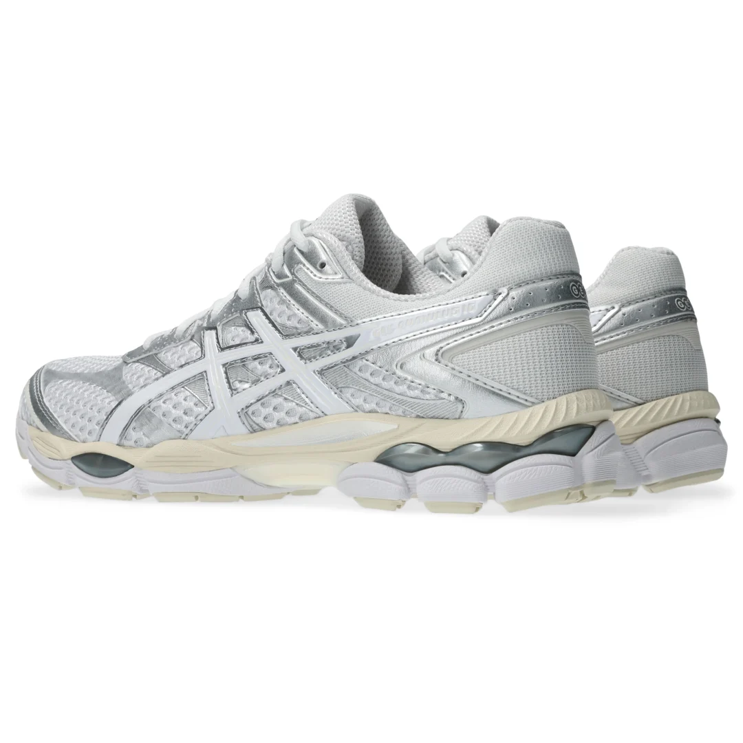 【2025年 10/23 発売】ASICS GEL-CUMULUS 16 “White/White” (アシックス ゲルキュムラス) [1203A733.102]