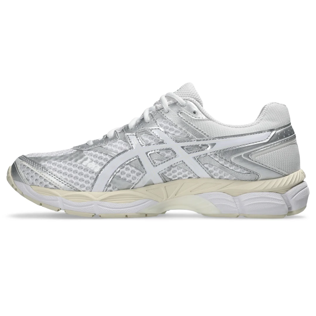 【2025年 10/23 発売】ASICS GEL-CUMULUS 16 “White/White” (アシックス ゲルキュムラス) [1203A733.102]