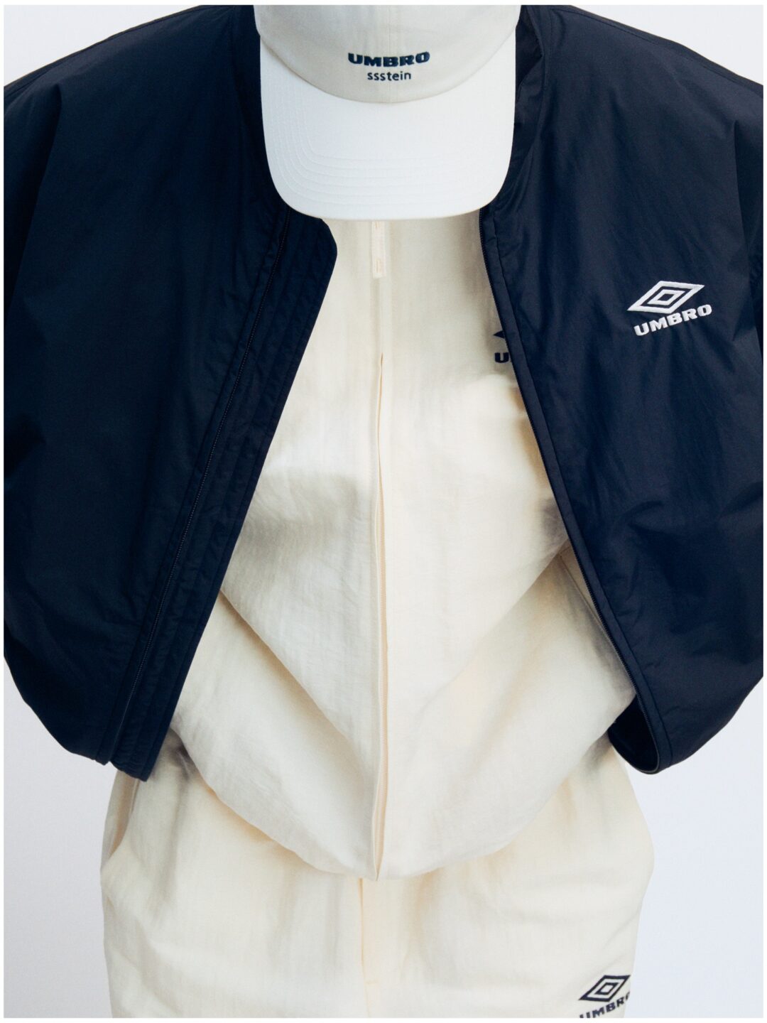 ssstein × UMBRO 2025 FW capsule collectionが11/1 発売 (シュタイン アンブロ)