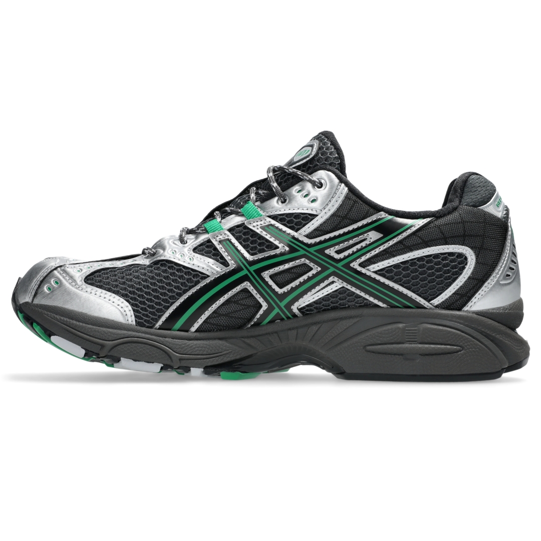 【2025年 10/30 発売】ASICS GEL-NIMBUS 10.1 “Obsidian Grey/Green Basil” (アシックス ゲルニンバス) [1203A543.022]