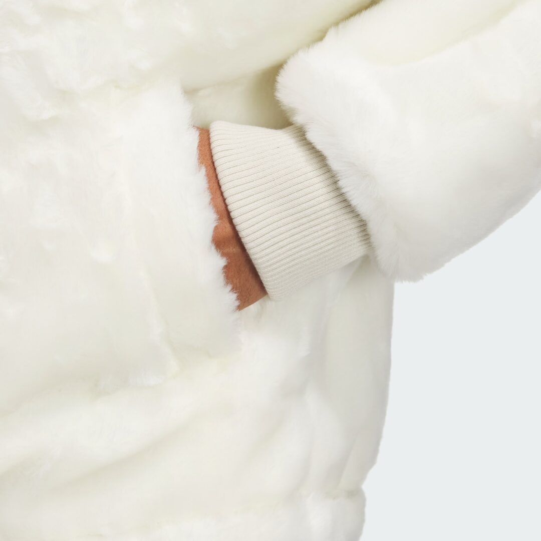 adidas Originals New Fur Jacket “Black/White” (アディダス オリジナルス ニュー ファー ジャケット “ブラック/ホワイト”) [JD3776/JD3777]