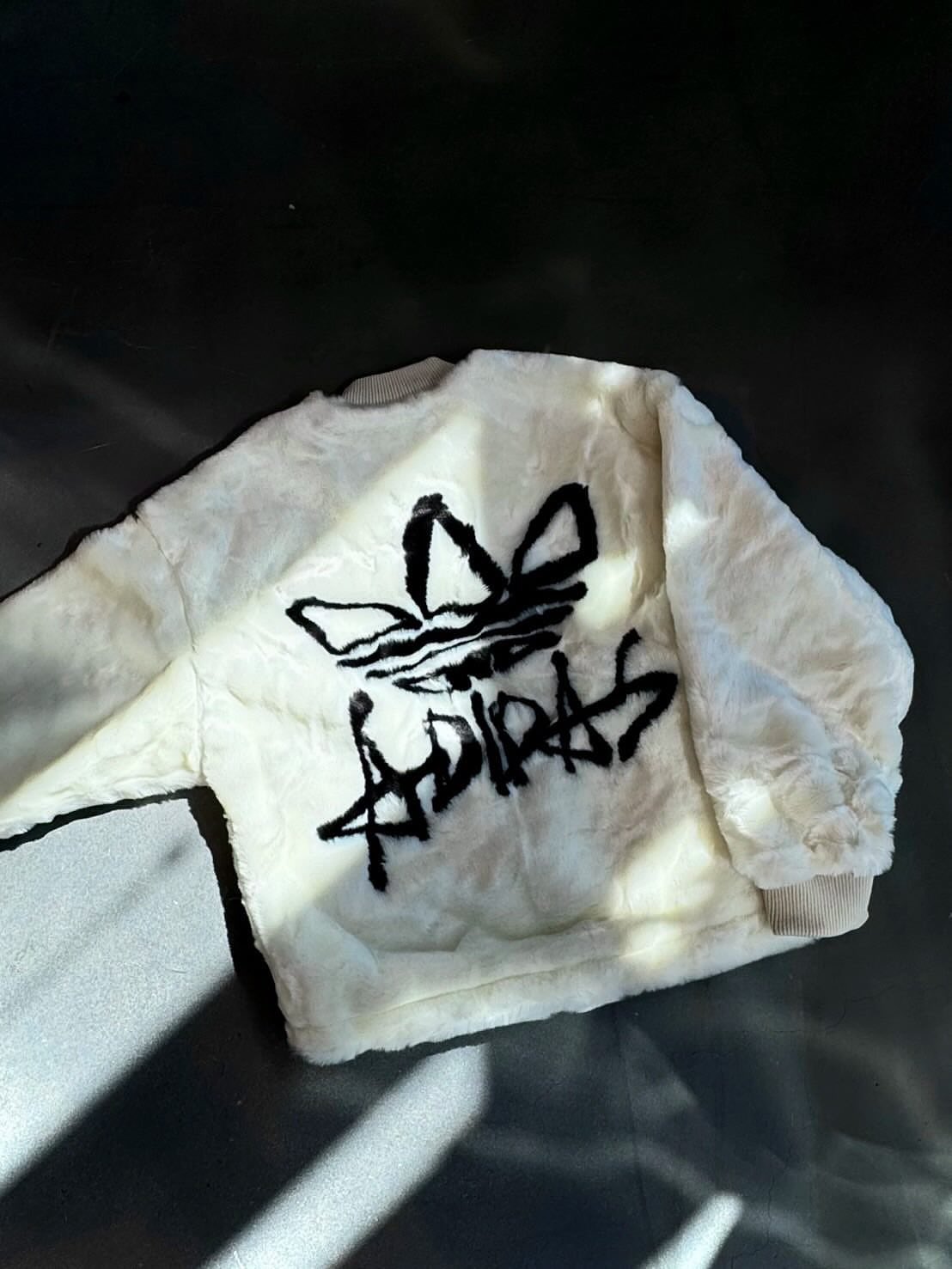 adidas Originals New Fur Jacket “Black/White” (アディダス オリジナルス ニュー ファー ジャケット “ブラック/ホワイト”) [JD3776/JD3777]