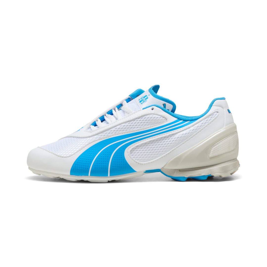 【2025年 10/15 発売】OLYMPIQUE MARSEILLE × PUMA V-S1 “PUMA White/Bleu Azur” (オリンピック・マルセイユ プーマ) [406319-01]