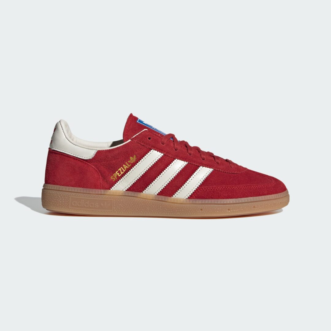 【2025年 10/24 発売】adidas Originals HANDBALL SPEZIAL Made in Germany “Equipment Red/Off White/Gum M2” (アディダス オリジナルス ハンドボール スペツィアル “レッド/ホワイト/ガム”) [JR9535]