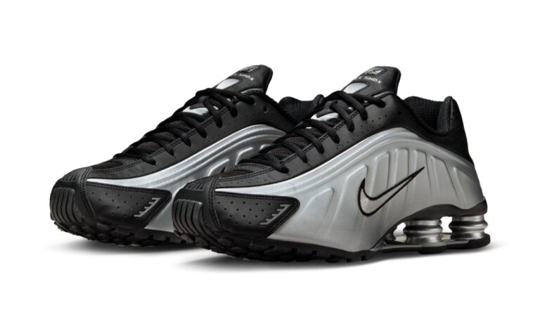 2025年 11/1 発売予定】NIKE SHOX R4 “Metallic Silver/Black” (ナイキ