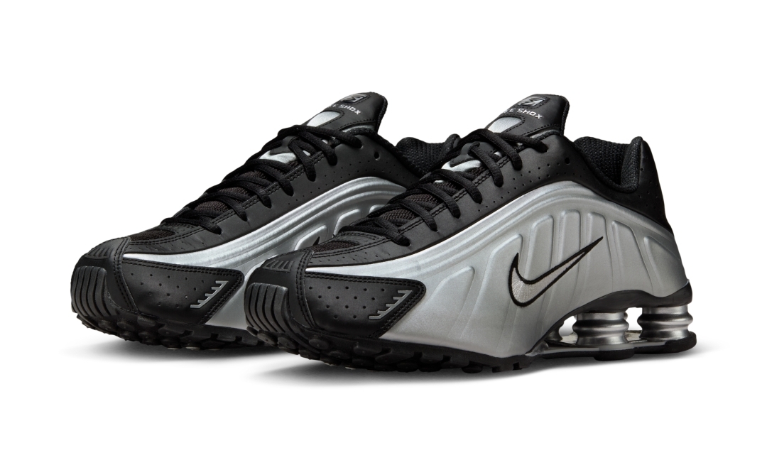 【2025年 11/1 発売予定】NIKE SHOX R4 “Metallic Silver/Black” (ナイキ ショックス “メタリックシルバー/ブラック”) [HQ1988-007]