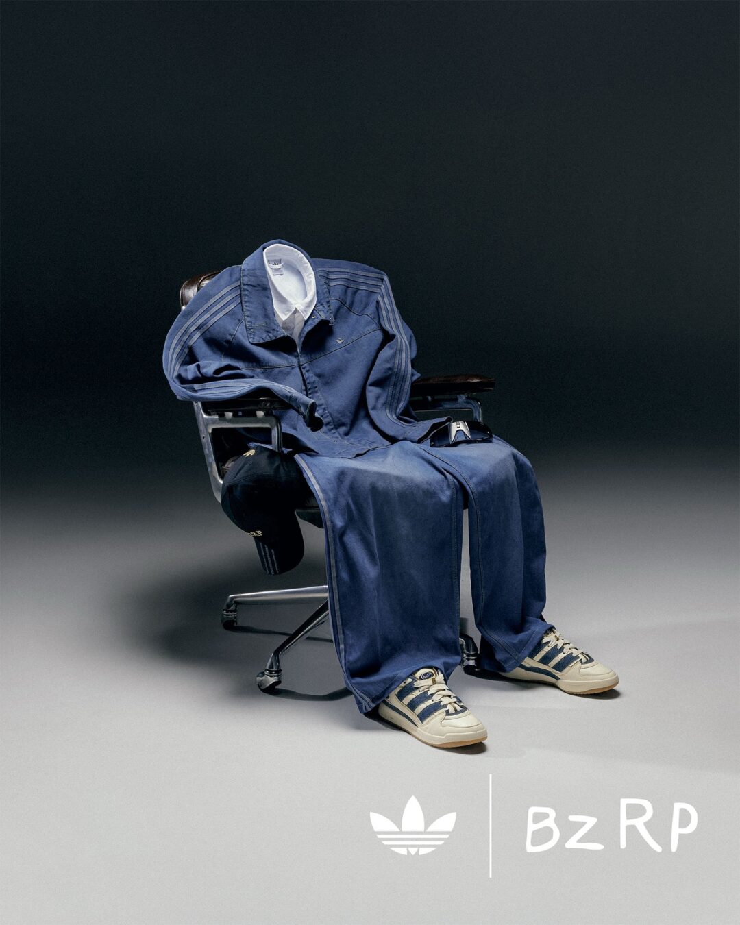 【国内 atmos EXCLUSIVE】BzRP × adidas Originals Forum2000が2025年 10/30 発売 (アトモス ビサラップ アディダス オリジナルス フォーラム) [JR9658]